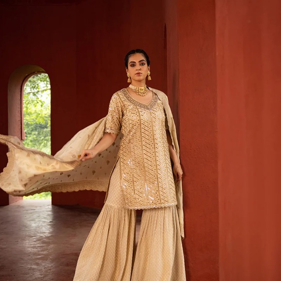 SOLD. Designer Misri BEIGE DIAGONAL MIRROR HOOR 3.0 GHARARA SET - Picture 1 of 11